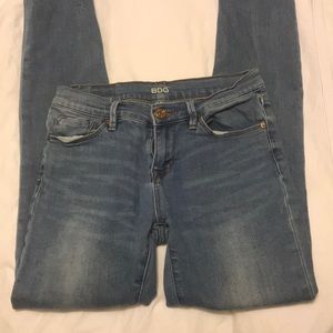 BDG light blue mid rise twig ankle jeans